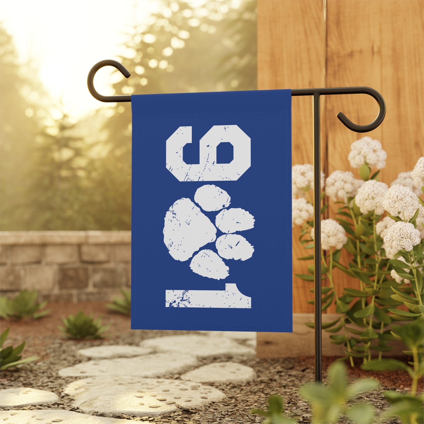 Memphis 901 Tiger Paw Sports Team Garden Banner, Custom Garden Flag, Outdoor Decor, Home Team Spirit Sign, College Team Pride Decoration, Paw Print Design